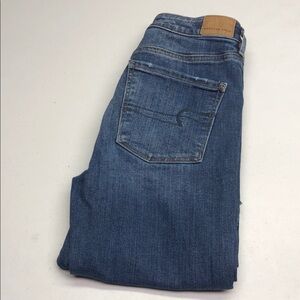 AMERICAN EAGLE HIGHEST RISE FLARE JEANS 2/26x31 ⭐️